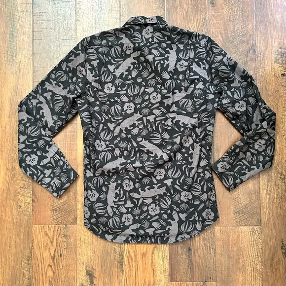PAUL SMITH tailored fit button down shirt, size S
